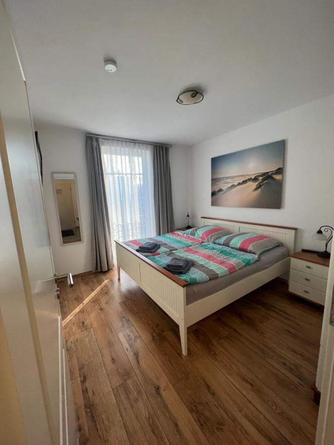 Villa Lena - Wohnung Perlmutt Sellin  Esterno foto
